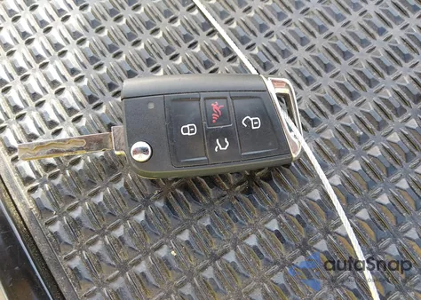 2019 Volkswagen Tiguan 2.0T Se/2.0T Sel/2.0T Sel R-Line/2.0T Sel R-Line Black из США, поврежденный, VIN 3VV2B7AX6KM081269